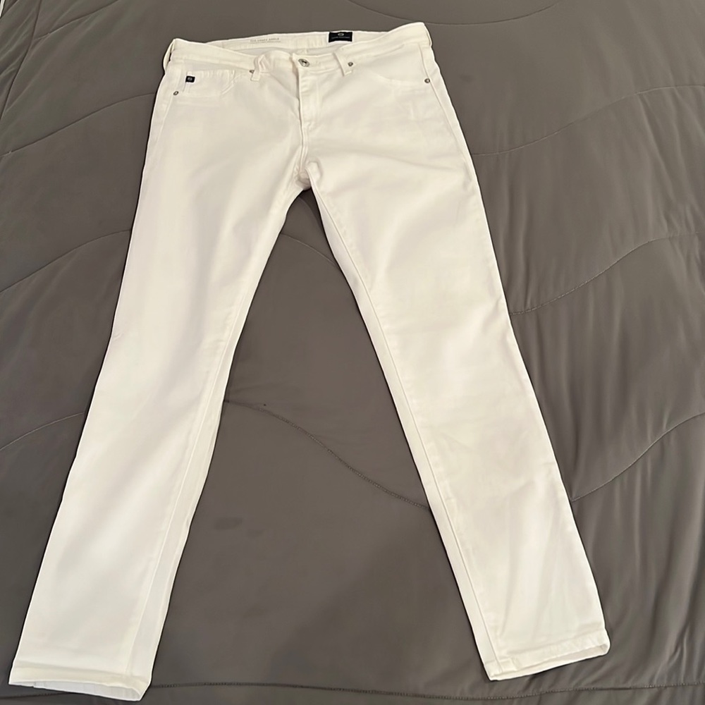 AG The Abby Ankle Mid-Rise Skinny Jean. Size 29. Excellent condition